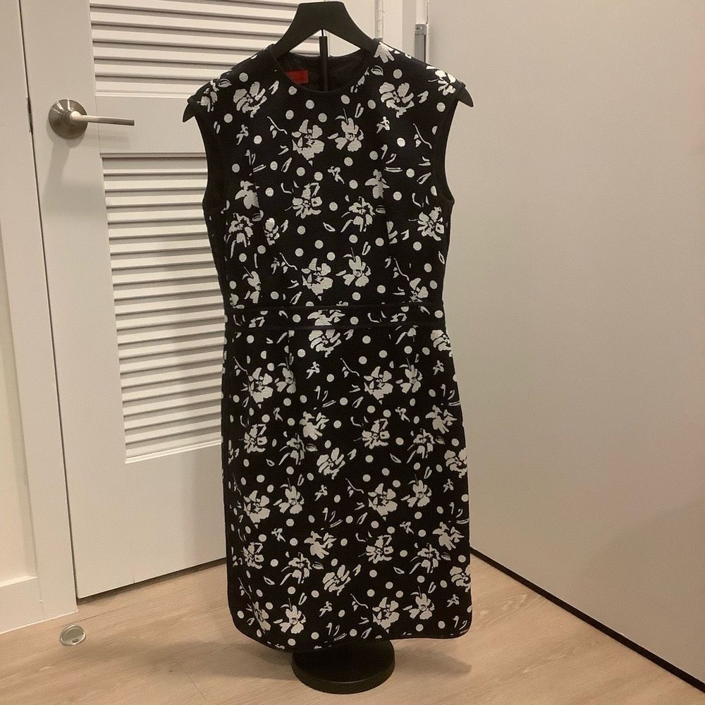 Carolina Herrera Sz6 Black White Floral Sleeveless Sheath Dress Piping Designer